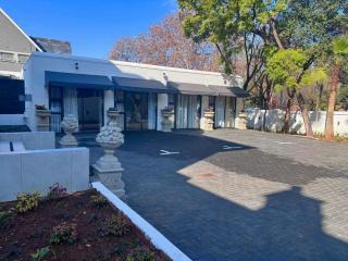 Birdwood Guest House - 7
