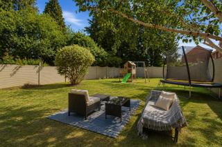 Modern Elegant 5BR Family Home in Solihull wFree Parking, Birmingham Airport, NEC - 8