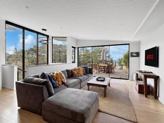 BRON455B - Bronte Beach House with Ocean Views - 4