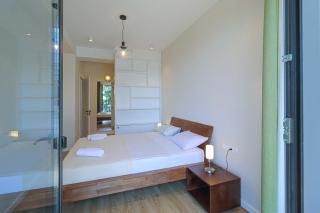 Spacious 2BR with balcony in Chughureti - Wehost - 4