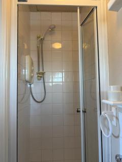 Adam Place Guest House - 8