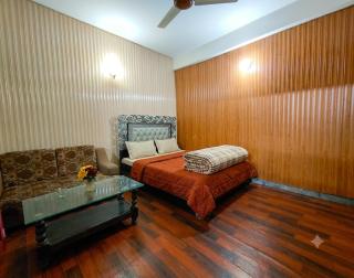 AZH Hotel & Rooms - 7