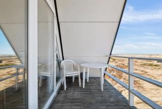 Unique vacation home with ocean views close to the beach - 9