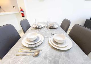 Spacious 1-Bed Near Sea with High-End Finishing - 8