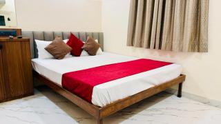 Hotel Gurukripa Palace - 8