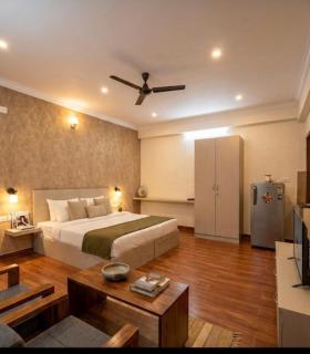 Chic studio premium near manyta BCIT - 3