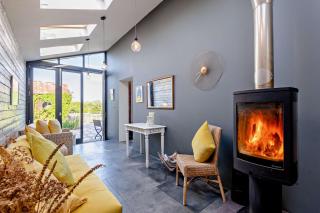 Host & Stay - Hallmark Lodge - 1