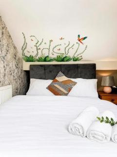 RS Prime Inn Birmingham - Premium Private Rooms & 2 Double Beds Apartment With Bathroom & Kitchen, Free Parking Near NEC, Airport, HS2 Birmingham - 1