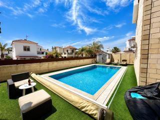 Dream Oceana Villa - Ayia Napa - 9