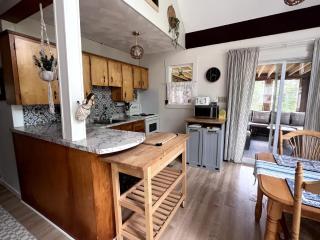 Private Beach Escape - Chalet Ferdinand - 5