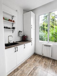Green Courtyard Apartment, Tbilisi - 4