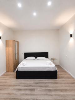 Green Courtyard Apartment, Tbilisi - 8