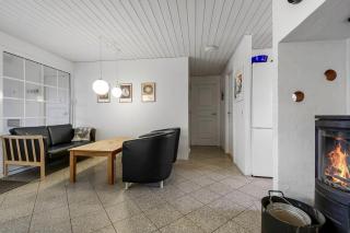 Fantastisk Stråtækt Feriehus Med Pool Sj450 - 2