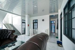 RedDoorz Syariah near Sukabumi City Station 2 - 5