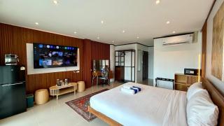 Time Out Beachfront Suites - 6
