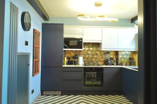 Brixton Bright & Colourful 2 Bedroom Flat - 3