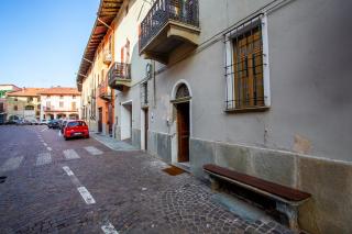 Villa Piemonte - Simple & Historic Group accommodation - 9