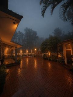 Vacasa Panchgani - 1