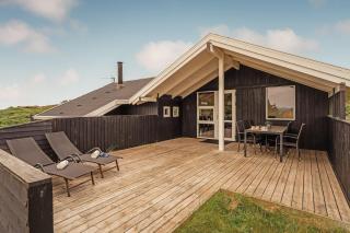 Flot Feriehus På En Kuperet Grund Sj802 - 2