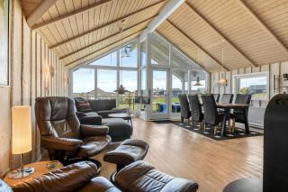 Dejligt Feriehus Med Spa Og Sauna Sj752 - 1