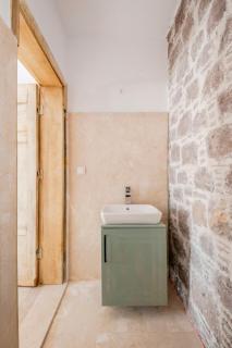 Rustic Stone House with Spacious Terrace 2BR - 6