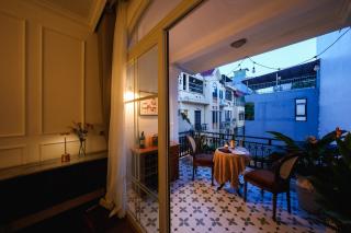 Dear Autumn House - 5