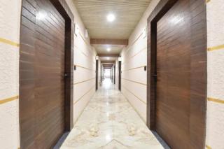 FabHotel Dogma Stay - 6