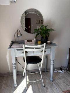 Olive Branch Cottage off grid - 2