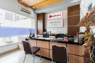 RedDoorz Plus near Palembang Airport 3 - 4