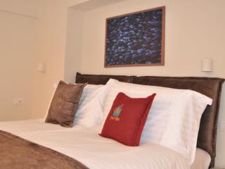Fleeville Zhan Apartment 3 - 6