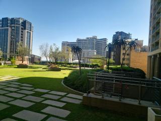 Prestige Apartments Wespoint in Sandton - 5