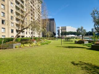 Prestige Apartments Wespoint in Sandton - 2