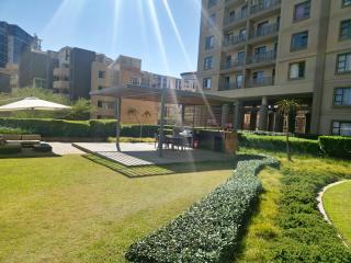 Prestige Apartments Wespoint in Sandton - 8