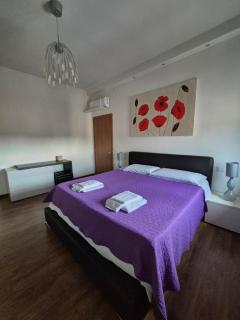 Reggio Emilia Central Design Apartment - 4