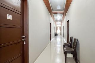 RedDoorz Syariah at Penginapan Kamalo Padang - 9