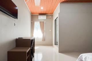 RedDoorz Syariah at Penginapan Kamalo Padang - 2