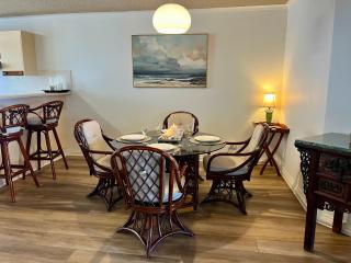Araluen, Esplanade, Caloundra - 2