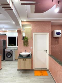 Cozy & Peaceful Two-Floor Home - Private Terrace - 2