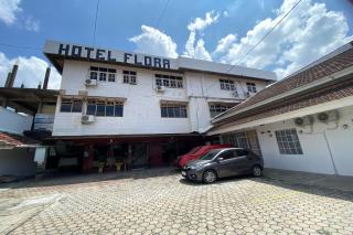 Hotel O near RS Awal Bros Sudirman formerly Flora Hotel - 0