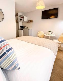 Donnybrook Townhouse - 3