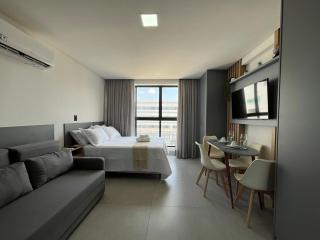 Flat espaçoso e confortável a 50m da praia - 9