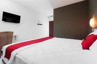 RedDoorz At Jalan Bukit Keminting - 7