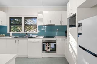 Great Value 5BR Home Near River and Great Location - 6