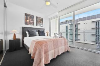 Valley Stay Stylish Apartment Parking Pool and Gym - 6