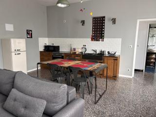 Appartement indépendant dans maison de village - 8