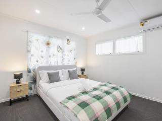 Pet Friendly and Great Value Air Con in Every BR - 6