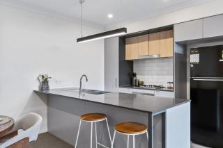 Modern Family Apartment 2 Parking Near Sunnybank - 3