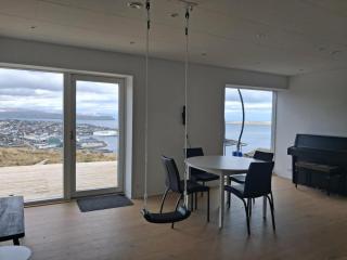 New house with panoramic views over Torshavn - 3