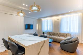 Bijou Parisien, High-End 1-BR in Gemmayze - 1