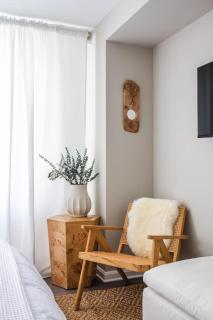 The Madison - Gracious 2 Bed 2 Bath Apartment with Free Parking - 2
